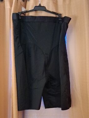 High-Waist Black Shaping Shorts for Women